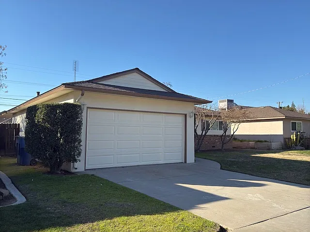 3 bed, 1337 sqft, $2,195 — Photo 3