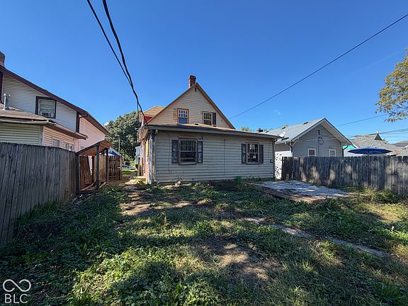 5th image of 1341 N Dearborn St