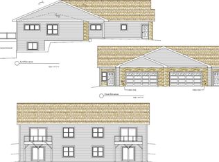 1490 Palm Grass Way, Stoughton, WI 53589