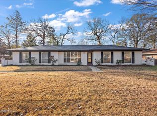 508 Inglewood Dr, Vicksburg, MS 39180