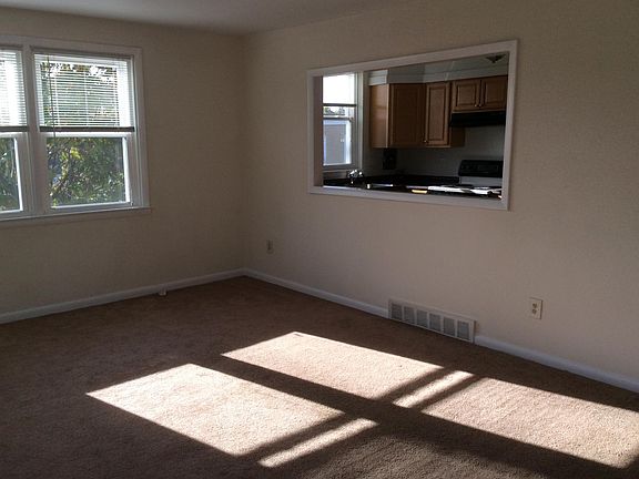 5th image of 730 Childs Ave #B