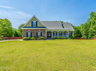 600 Booth Pond Rd, Raeford, NC 28376