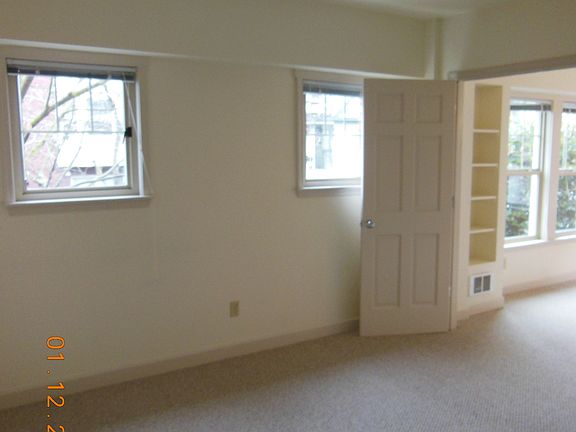 5th image of 505 E Denny Way APT 207