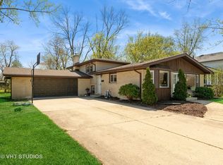 1525 Willow Rd, Homewood, IL 60430