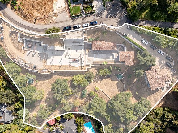 2nd image of 3721 Eureka Dr