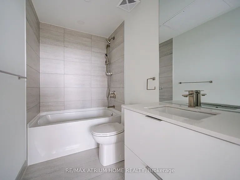 1 Fairview Rd E #621 — Photo 26
