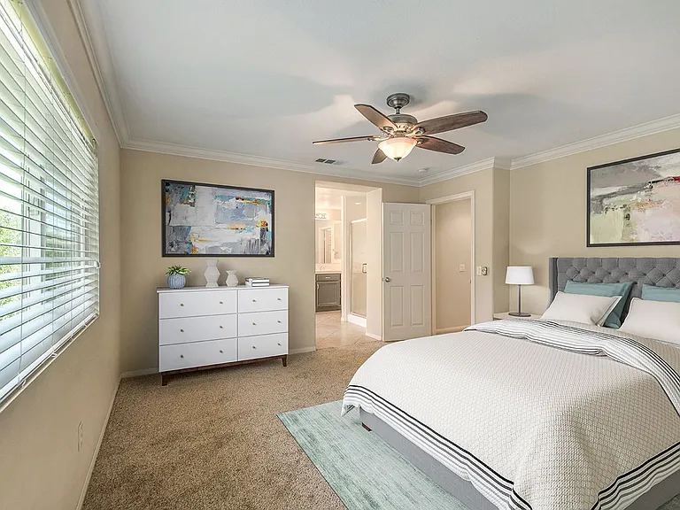 33871 Calafia St — Photo 8