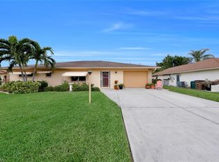 1317 SE 25th Ln, Cape Coral, FL 33904