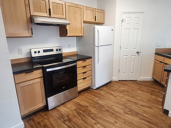 4th image of 1111 Biehl Dr APT B