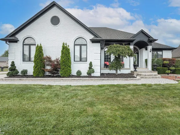 16115 Nathan Dr, Macomb, MI 48044