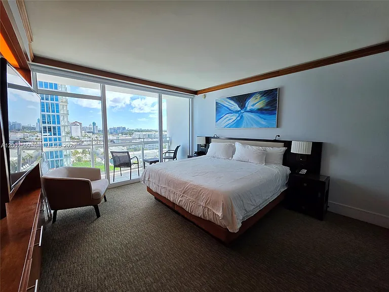 6801 Collins Avenue Legal #1014-1004 — Photo 12