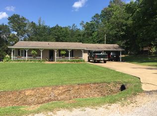 65 McCool Dr, Columbus, MS 39702