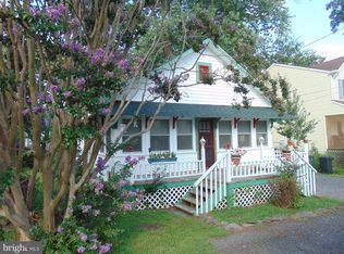 618 E Marshall Ave, Deale, MD 20751