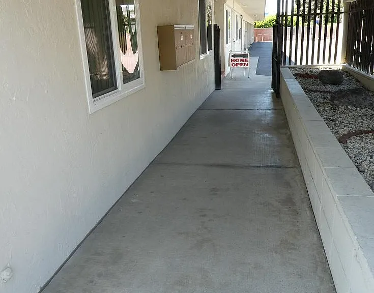 16445 Kent Ave #G — Photo 25