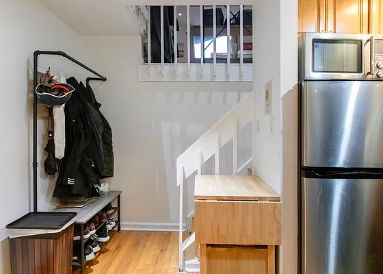 Rented by SERHANT. | media 7