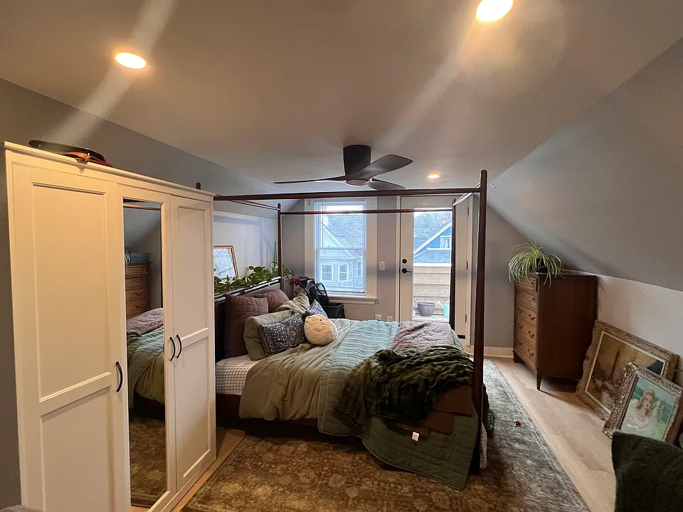 Bedroom #1 with Ikea closet (not furnished).