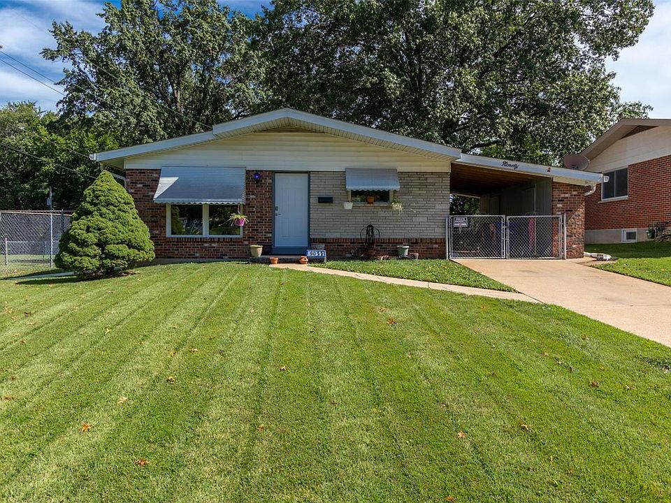 1st image of 90 Cliff Dr