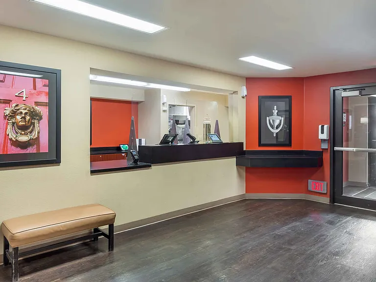 Lobby and Guest Check-in