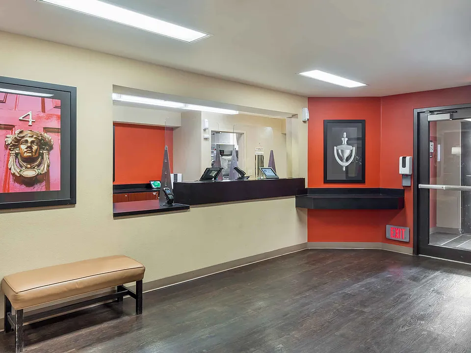Lobby and Guest Check-in