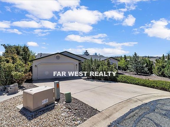 2nd image of 3271 Aster Dr