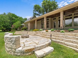 2901 Chisholm Trl, Salado, TX 76571
