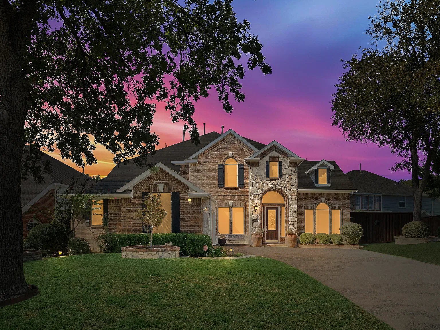 5 bed, 3607 sqft, $3,995 — Photo 1