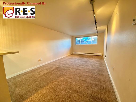 5th image of 1245 N Columbine St Unit 103