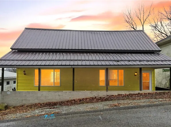 3308 N 32nd Ave, New Brighton, PA 15066