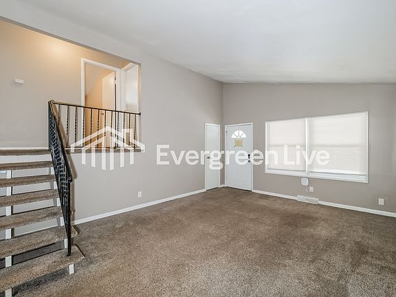 3rd image of 11303 Herrick Ave