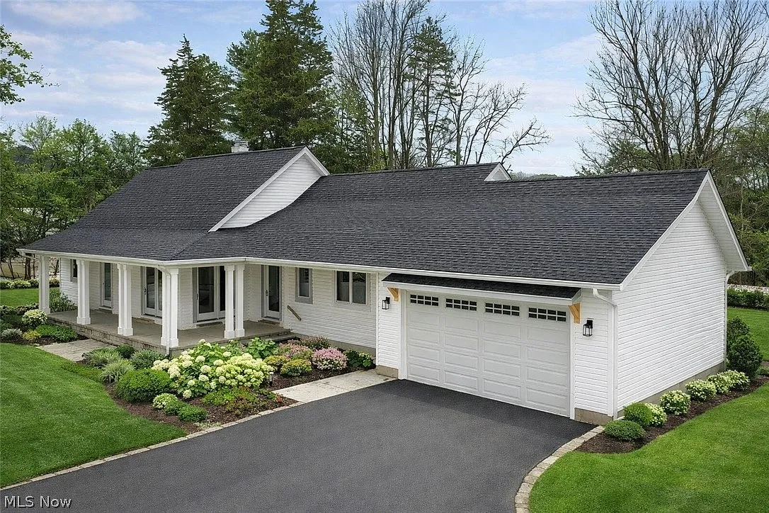 10645 Prouty Rd photo 1