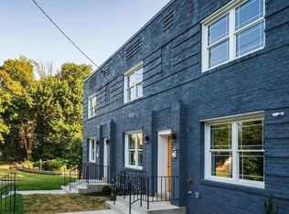 400 Newcomb St SE #5, Washington, DC 20032