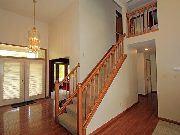 2nd image of 3068 White Pine Dr