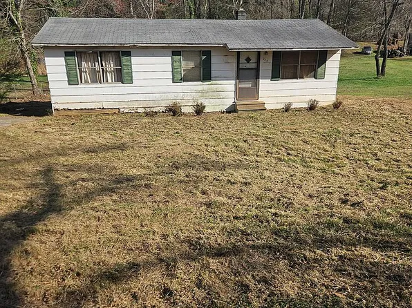 200 Drummond Cir, Spartanburg, SC 29301