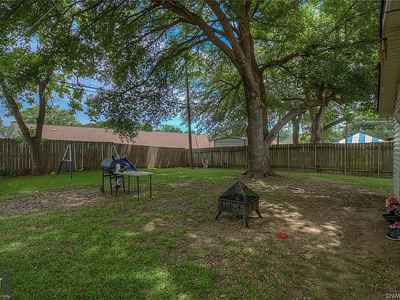 5th image of 2918 Birch Dr