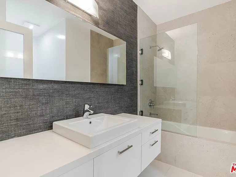 870 Haverford Ave #101 — Photo 20