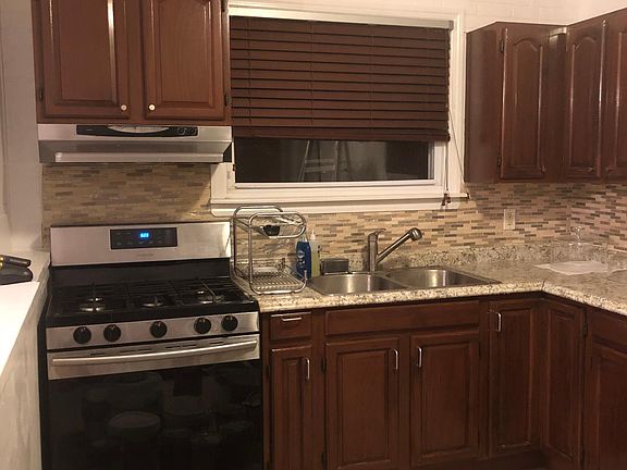 2nd image of 1-78 Myrtle Ave #1