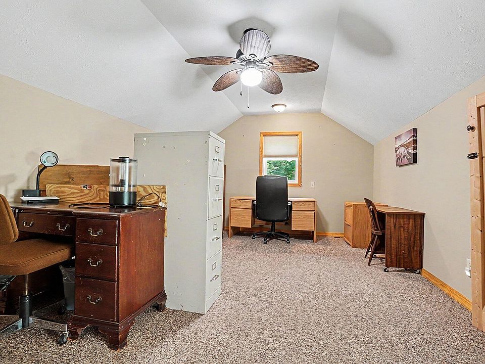 16th image of 126 48th St