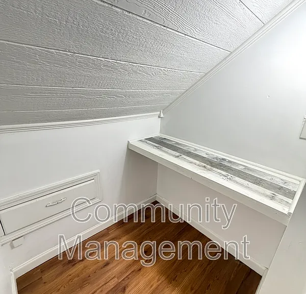 18819 Greenwell Springs Rd #D4 — Photo 14