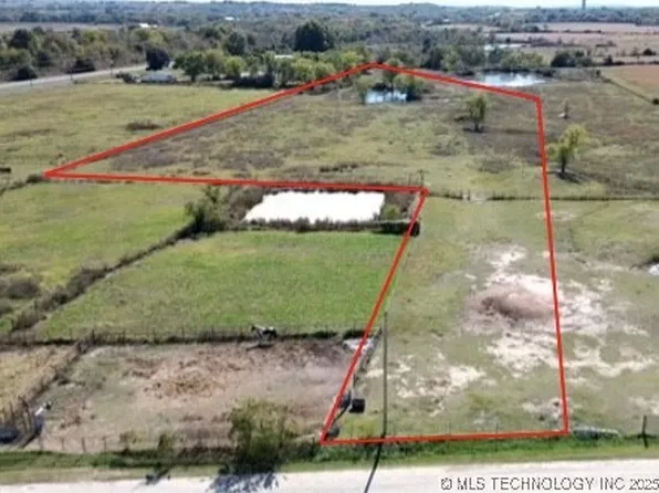 4 E 1100th Rd, Checotah, OK 74426