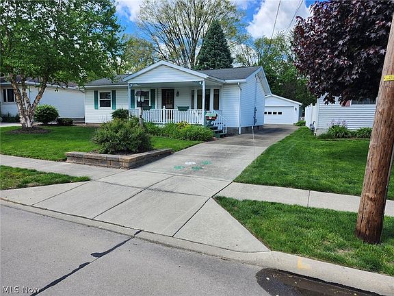2nd image of 3669 Prospect Ave