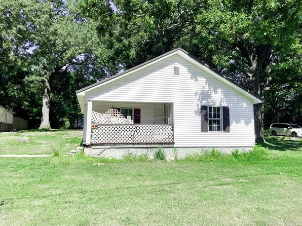 113 Melton Ave, Camden, TN 38320