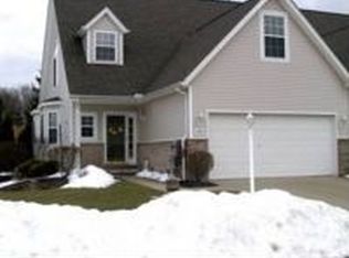 18599 Southporte, Strongsville, OH 44136