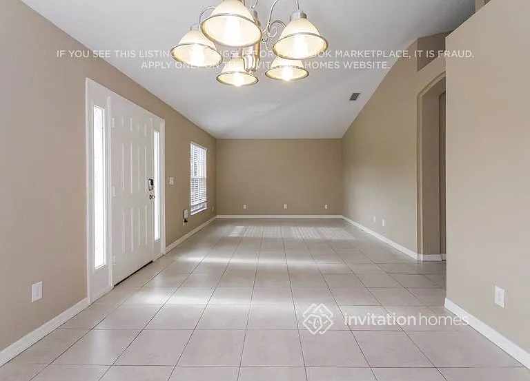3228 N Biscayne Dr — Photo 8
