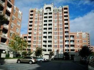 60 Oceana Dr W #6, Brooklyn, NY 11235
