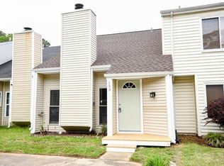 153 Greendale Rd, Virginia Beach, VA 23452