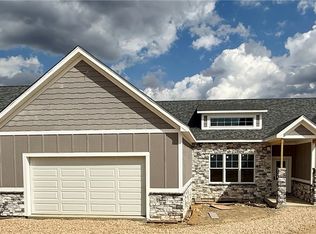 136 Huckleberry Rd, Indiana, PA