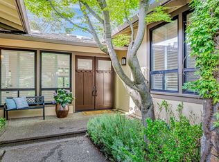 11 Brent Ct, Menlo Park, CA 94025