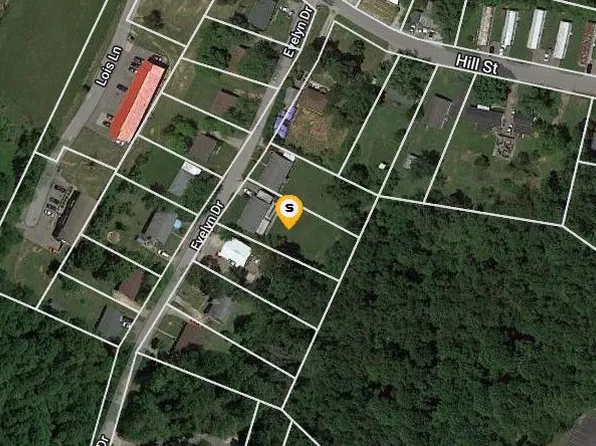 1146 Evelyn Dr, Radcliff, KY 40160