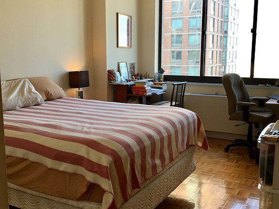 2nd image of 225 E 95th St APT 25G