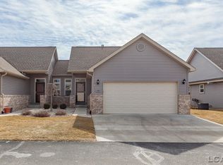 585 Ridge Ln, Tecumseh, MI 49286